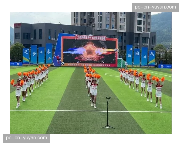 “足球周末”活动在柏林启动，吸引数千青少年参与