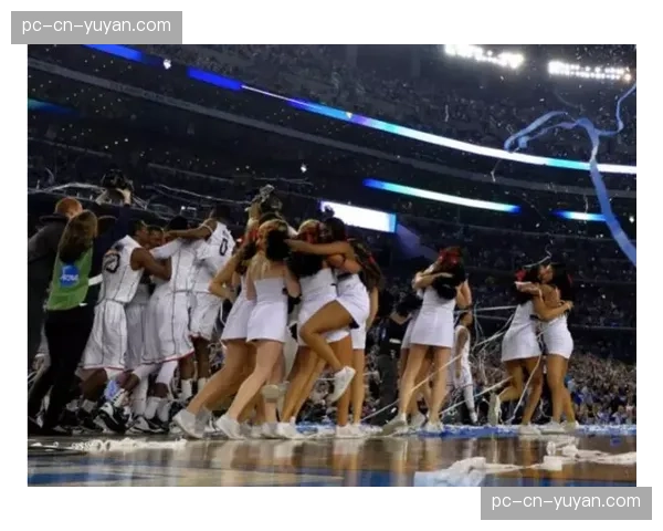 NCAA“疯狂三月”战报:卫冕冠军康涅狄格大学加时险胜杜克,惊险晋级甜蜜16强 NCAA“疯狂三月”战报:卫冕冠军康涅狄格大学加时险胜杜克,惊险晋级甜蜜16强